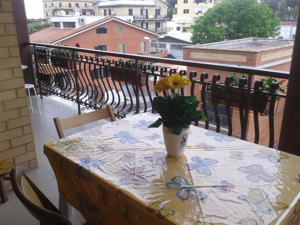 B&B Roma Per Fiera E Aeroporto 폰테 갈레리아 외부 사진